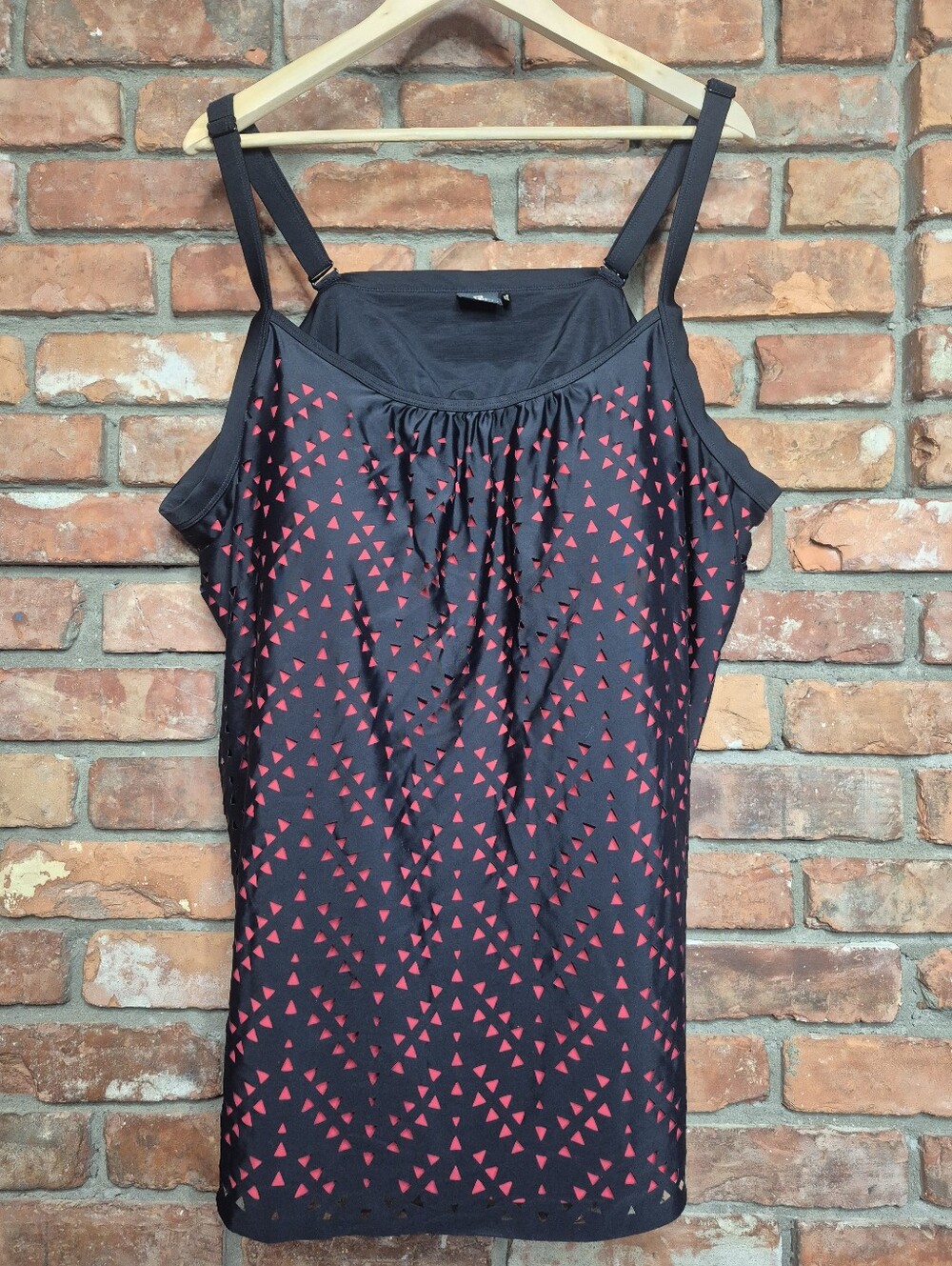 Sea Swimwear 5X Tankini Top Built In Bra Black Coral Cutout Overlay Plus Size